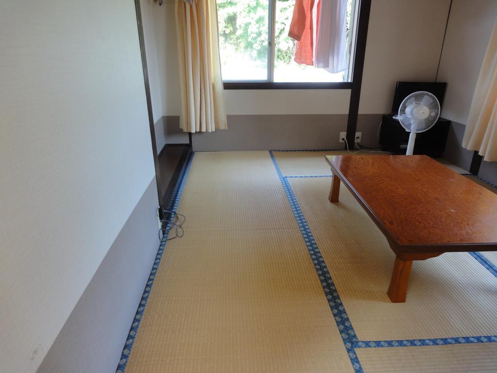 Kuroemuso Hotel Katsuura  Eksteriør billede